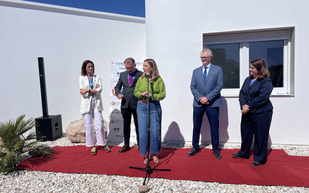 La Asociación AFEMAC inaugura una nueva vivienda tutelada para personas con problemas de salud mental en Águilas